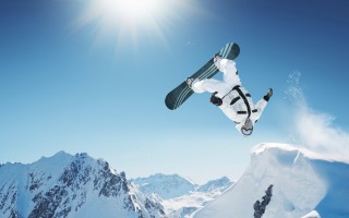 曼联VS诺丁汉森林近期比赛时间，曼联8比1诺丁汉森林？